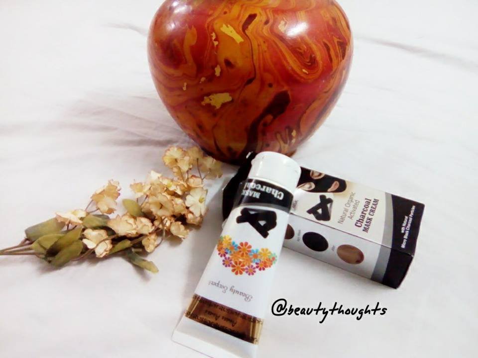 White glow charcoal mask cream is an anti-blackhead peel off mask with a natural organic activated charcoal micro-particles. I